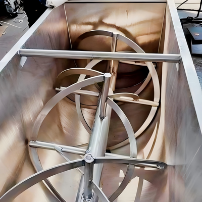 Farmaceutische kwaliteit 4000L roestvrij staal 1600-2400kg lintblender voor het mengen van poeder